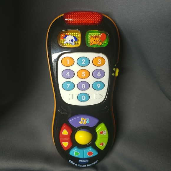VTech Click & Count Remote Sounds Music & Lights Up Toy - Picture 13 of 15